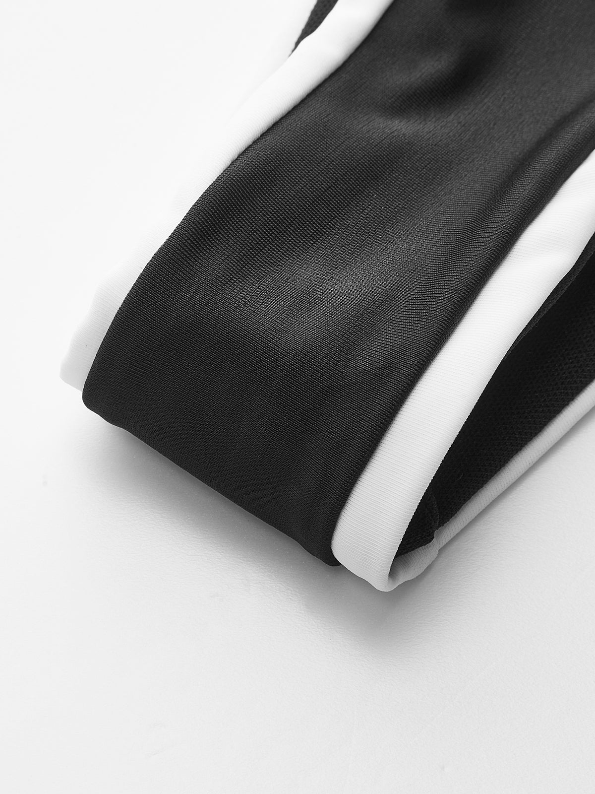 Contrast Trim Cutout Bikini Set