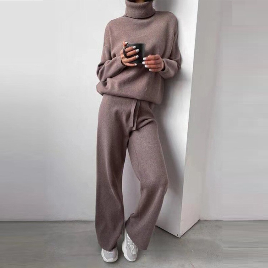Karina – 2-Piece Set with Turtleneck & Wide-Leg Pants